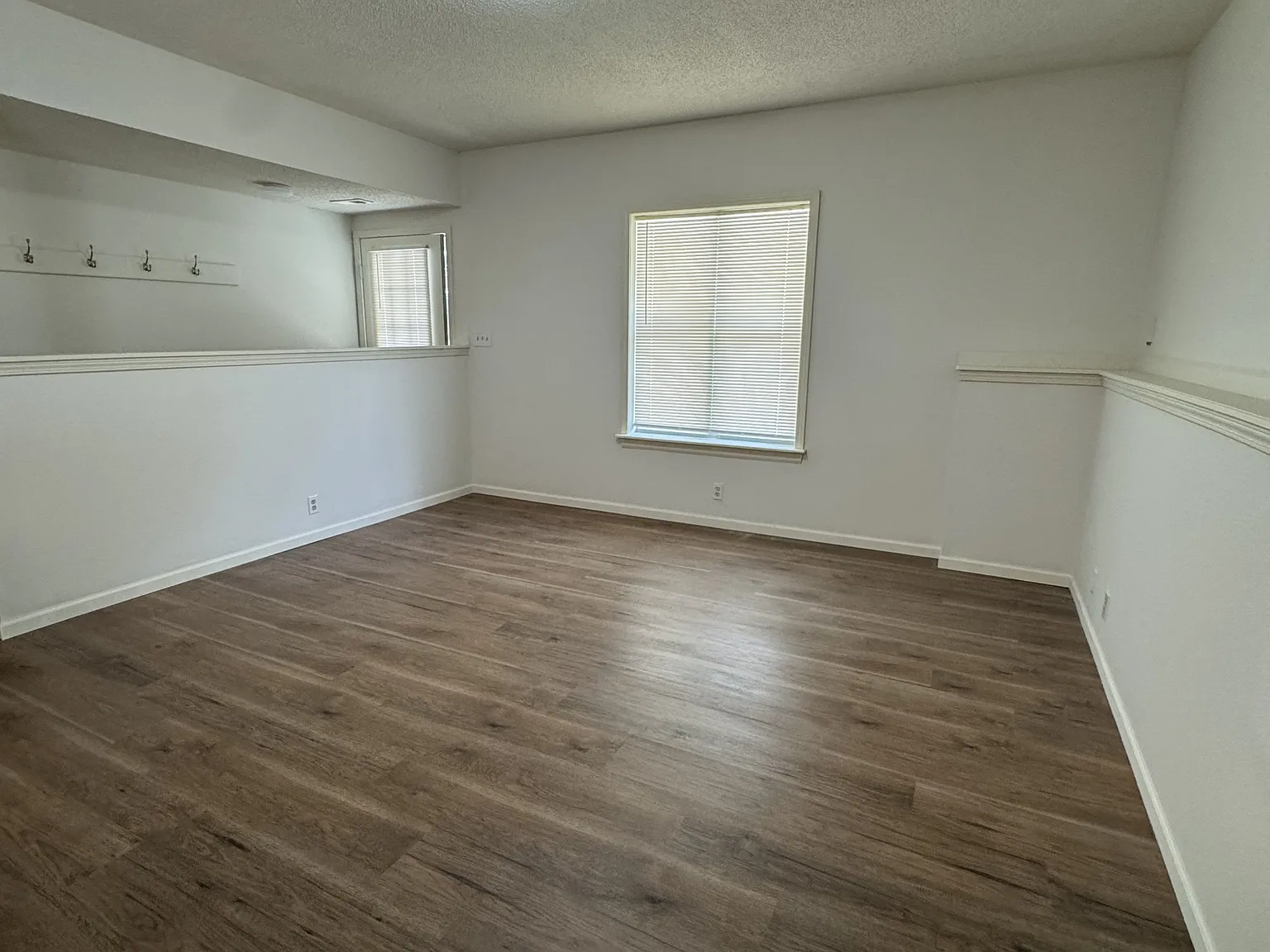 725 Kiowa Street - 725 Kiowa Street - B — Photo 2