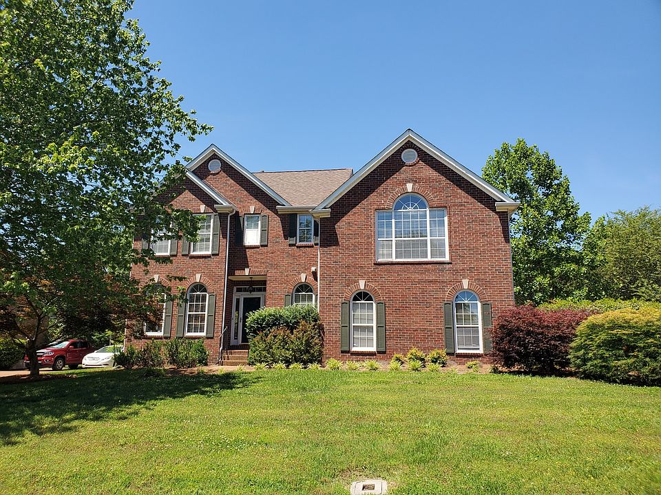 1st image of 212 Dandridge Dr