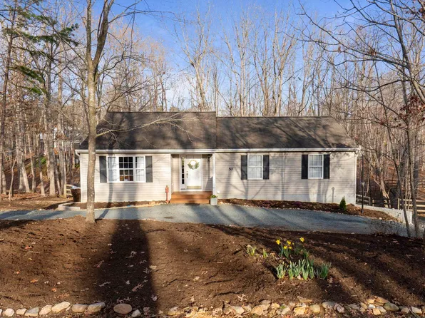 50 Nahor Dr, Palmyra, VA 22963