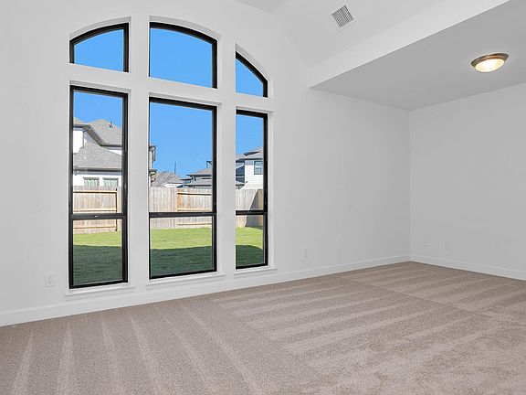 4th image of 4606 Southpoint Way
