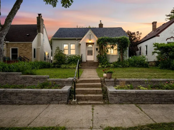 3039 Cleveland St NE, Minneapolis, MN 55418