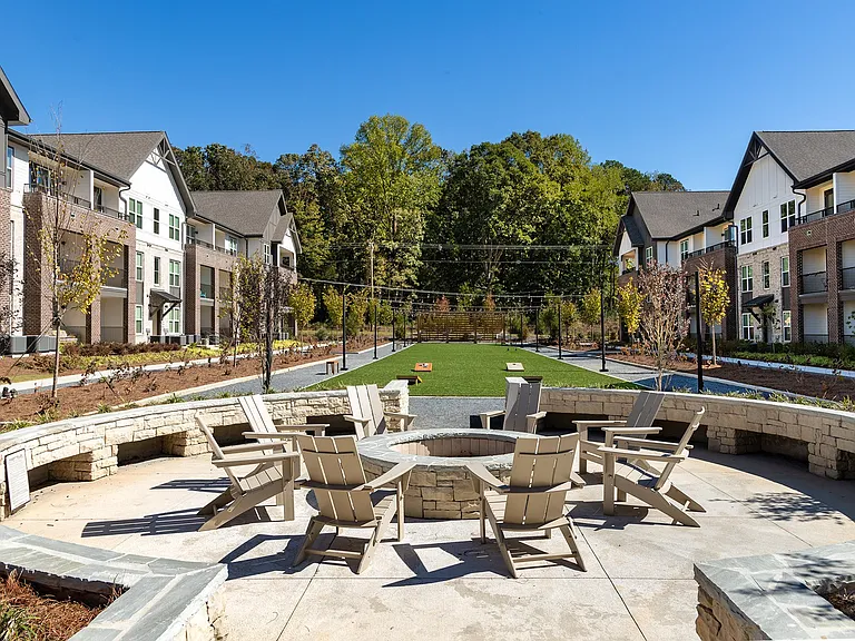 Aura Creekside Apartments — Photo 33