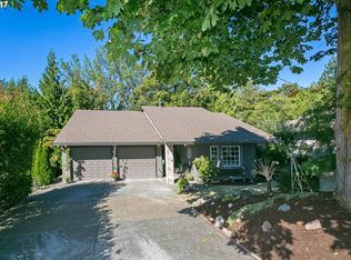 8405 SE Clatsop Ct, Portland, OR