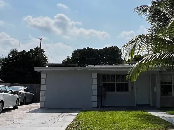 5620 Hobart Avenue, West Palm Beach, FL 33405