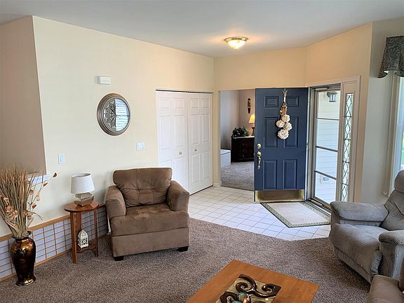 5th image of 21250 Montclare Lake Dr