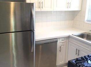 17 Schenck Ave FLOOR 3, Great Neck, NY 11021