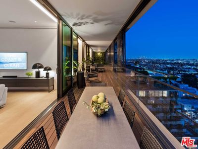 9040 W Sunset Blvd #1201, West Hollywood, CA, 90069