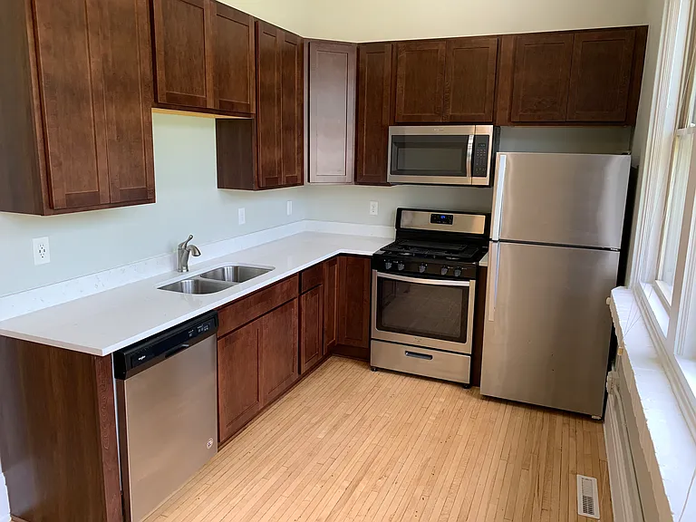 204 Central Ave #6 — Photo 6