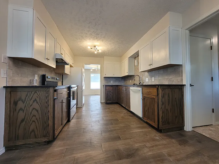 1203 Garner Ave — Photo 18
