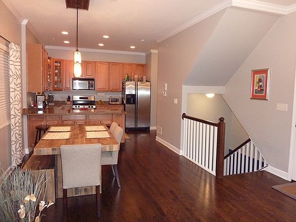 4th image of 3626 N Damen Ave #1