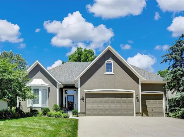 14780 Glen Eyrie St, Olathe, KS 66061
