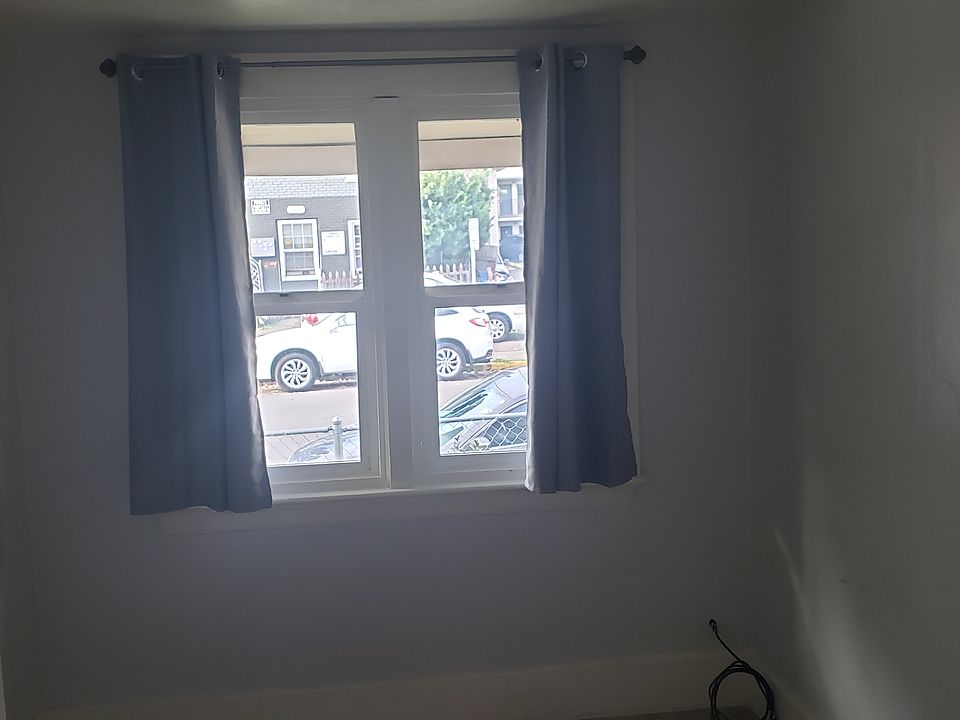2nd image of 935 Patterson St APT 4