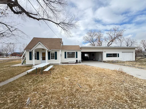 692 S 300 W, Mount Pleasant, UT 84647