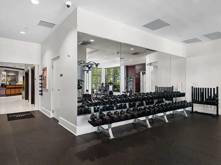 610 W Las Olas Blvd #1016N — Photo 32