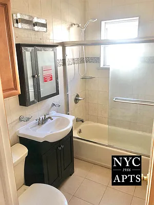 Rented by New York City Apartments | media 29