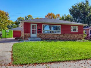 1610 17th St S, Fargo, ND 58103