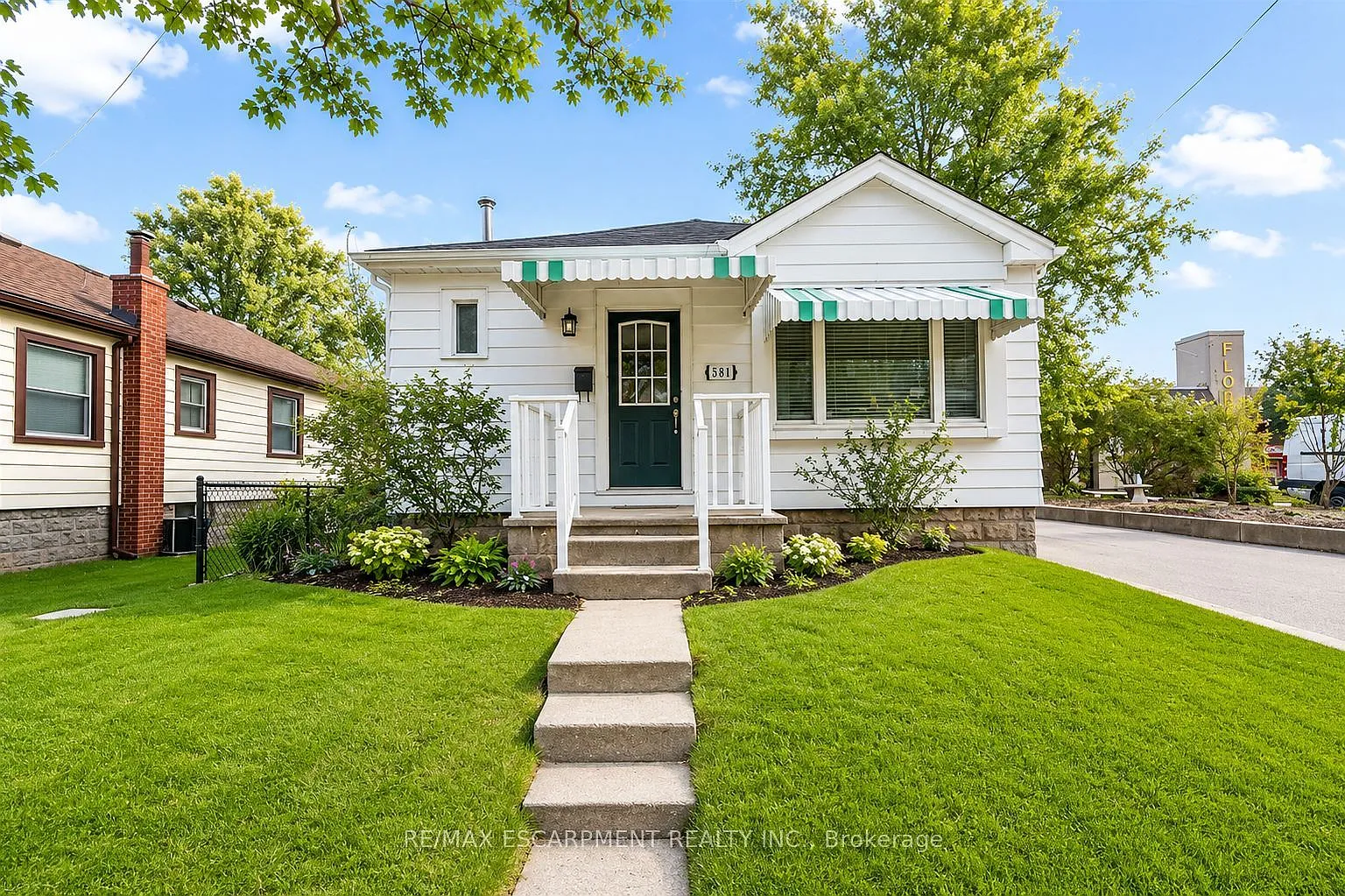 2 bed, $2,399 — Photo 1