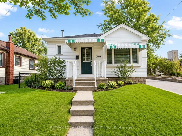 501 Upper Wellington St, Hamilton, ON L9A 3P6