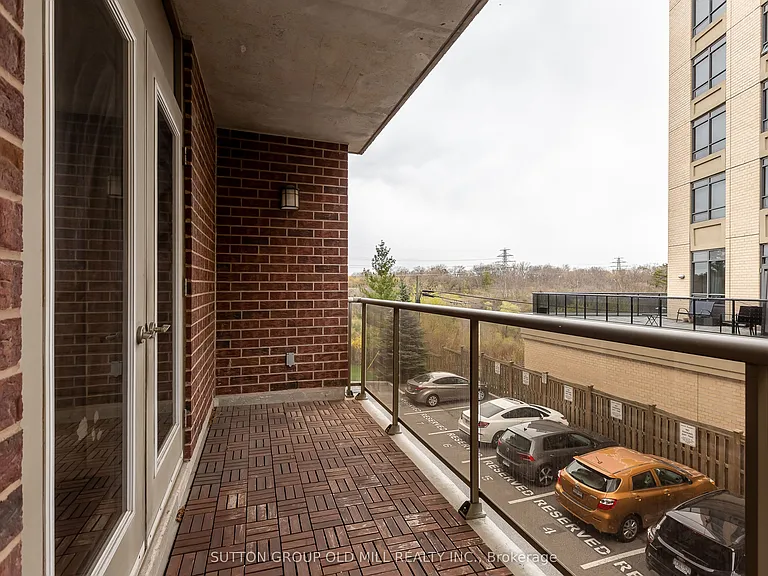 4196 Dundas St W #209 — Photo 11