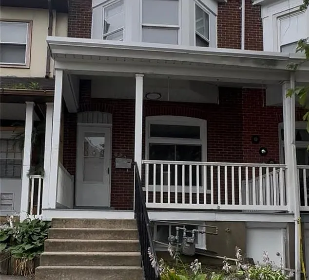 622 Cleveland St — Photo 1