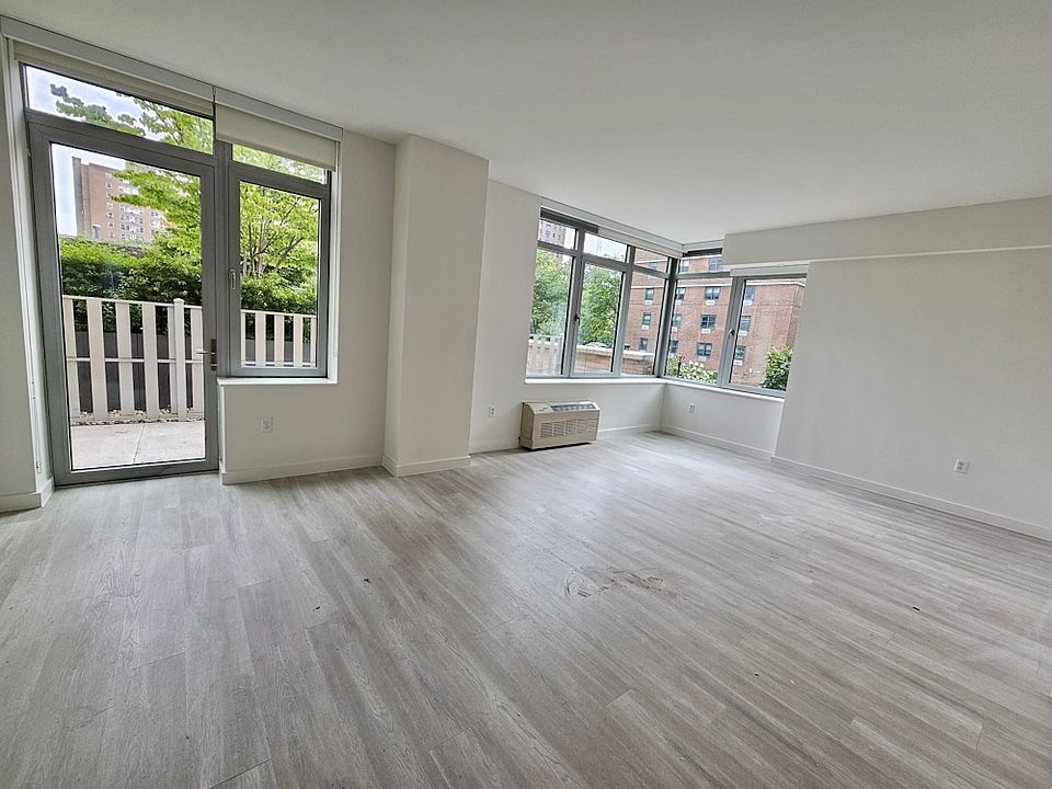 1st image of 180 Myrtle Ave APT 2N