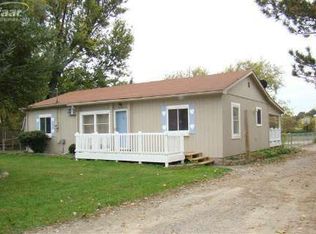 3127 Baldwin Rd, Ortonville, MI 48462