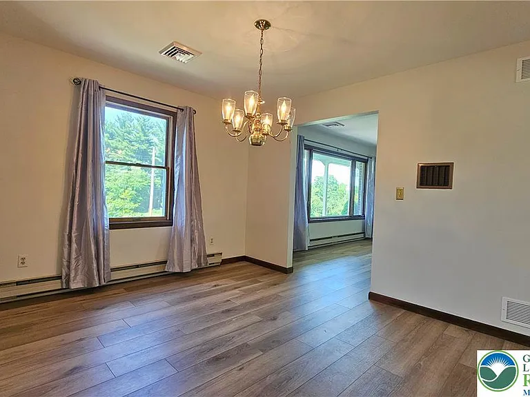 2810 County Line Rd — Photo 5