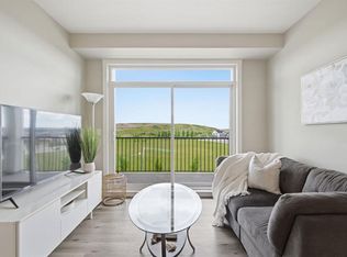 10 S Walgrove Walk SE #419, Calgary, AB T2X 4E3