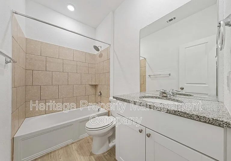 2700 Coral Valley — Photo 25