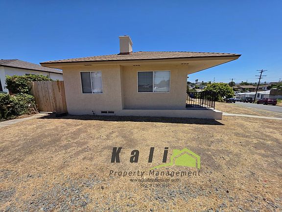 3rd image of 2141 Flintridge Dr