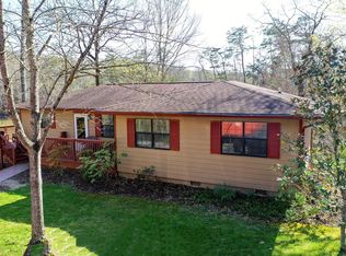 1852 Chestnut Hill Rd, Dandridge, TN 37725