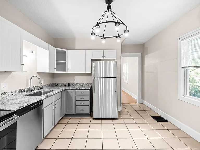 618 N Hamilton Ave #618 — Photo 9