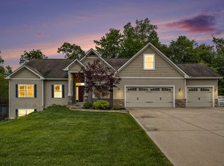 7917 Port Hope Dr, Kalamazoo, MI 49009