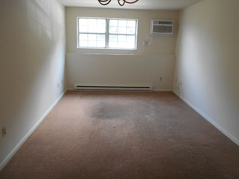 810 E Turner St #2 — Photo 6