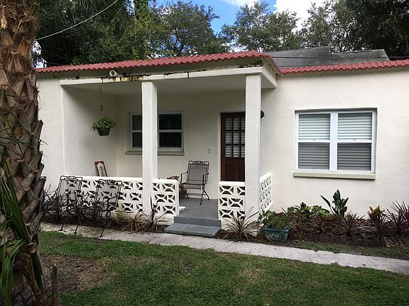 2nd image of 5813 Osceola Pl