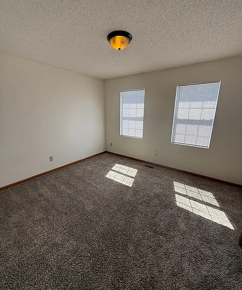 608 Lincoln Ave — Photo 4