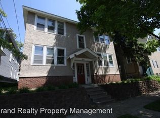 184 Saratoga St N APT 2, Saint Paul, MN 55104