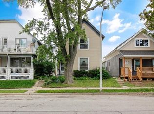 1113 E Potter Ave, Milwaukee, WI 53207