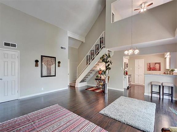 4th image of 9104 Rockcrest Cir #A