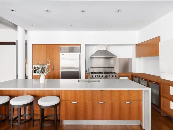 103 Greene Street image 1 of 9