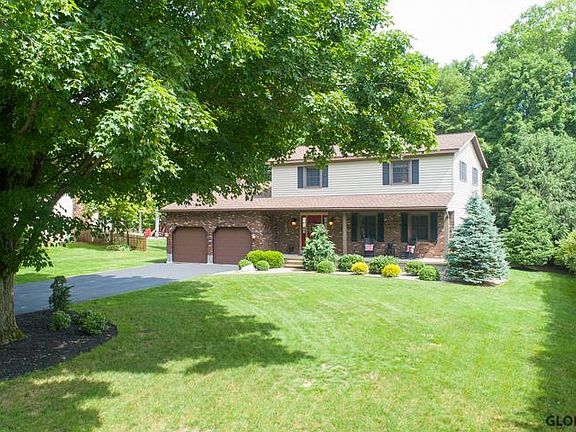 3rd image of 15 Winkel Way