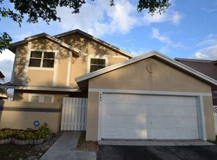 941 SW 100th Ter, Hollywood, FL 33025