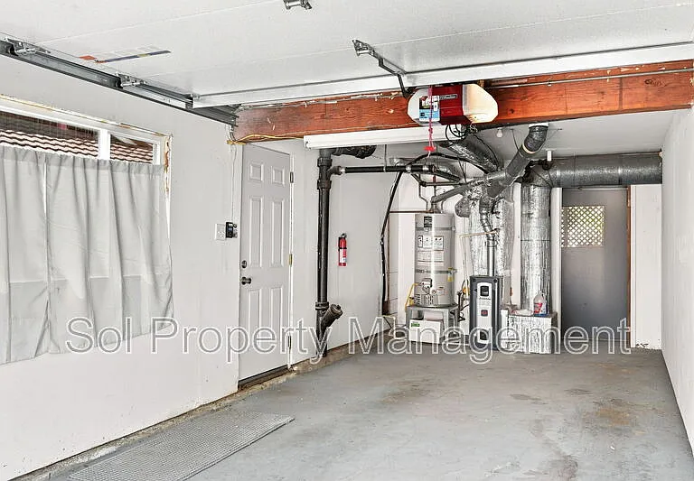 67 Elizabeth Way — Photo 23