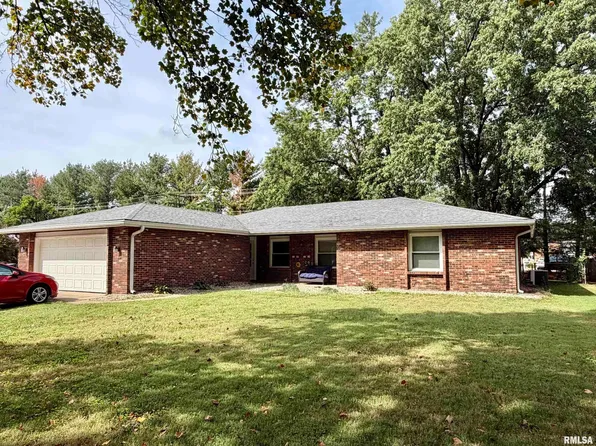 1133/1135 Interlacken Rd, Springfield, IL 62704