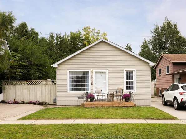 1028 Reedmere Rd, Windsor, ON N8S 2M1