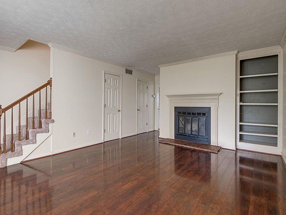 4th image of 122 Beech Forge Dr