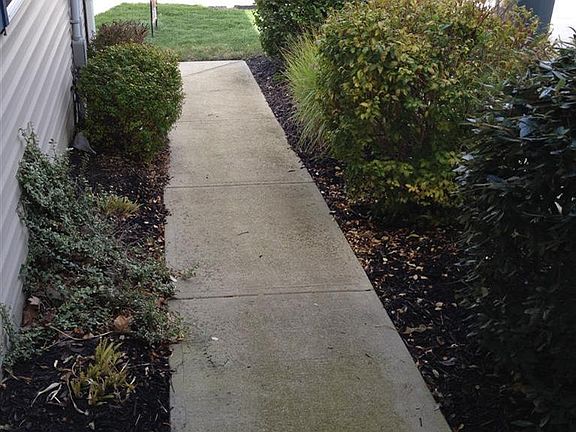 5th image of 9994 Beverly Ln