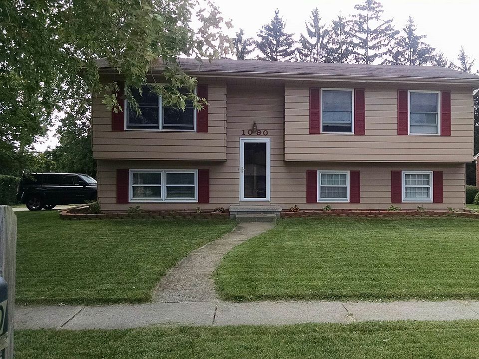1st image of 1090 Birch Dr