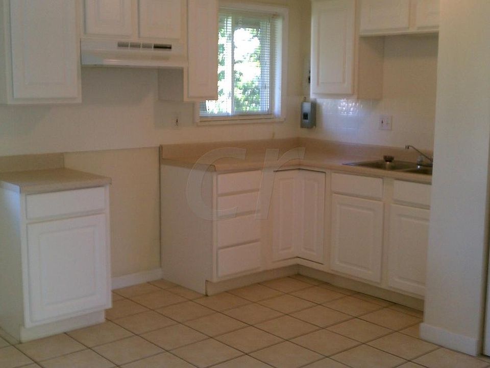 1st image of 6525 Malone Dr