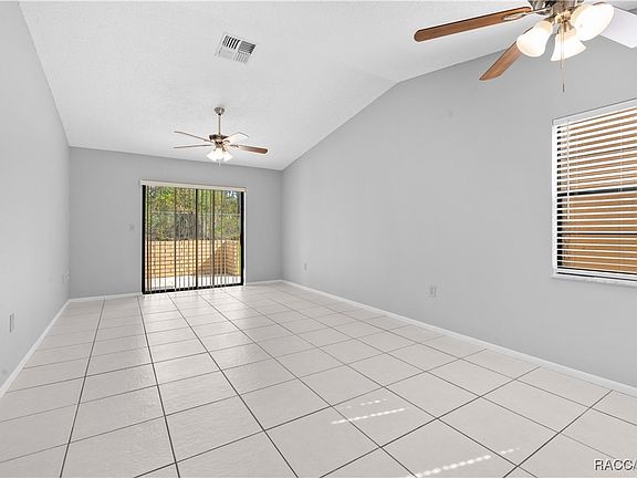 5th image of 7124 Barclay Ave APT A
